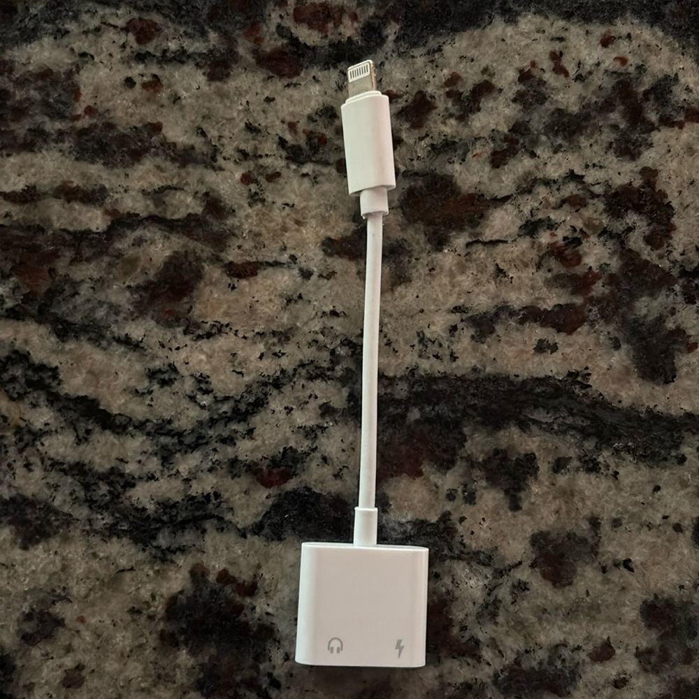 Dongle for iPhone
